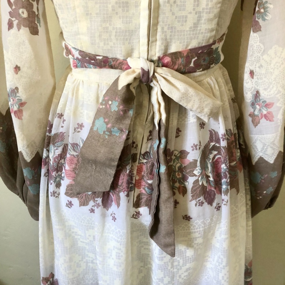 1970s Prairie Dress Small Floral Cottagecore Gown - Picture 7 of 11